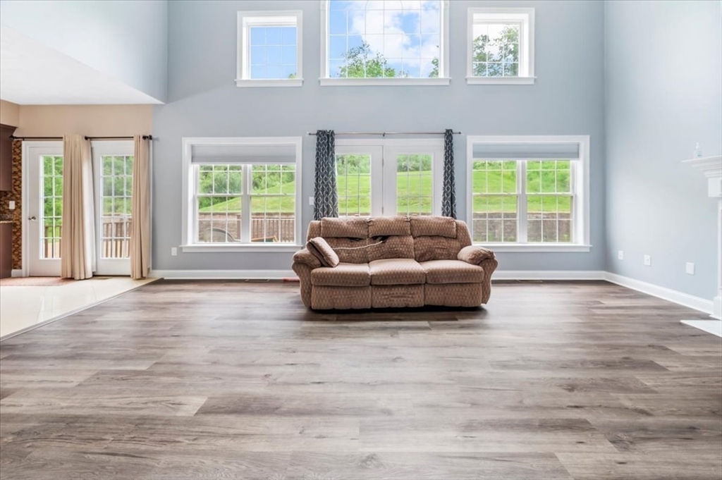 44 Hycrest Road Charlton, MA 01507 - Photo 18 of 42