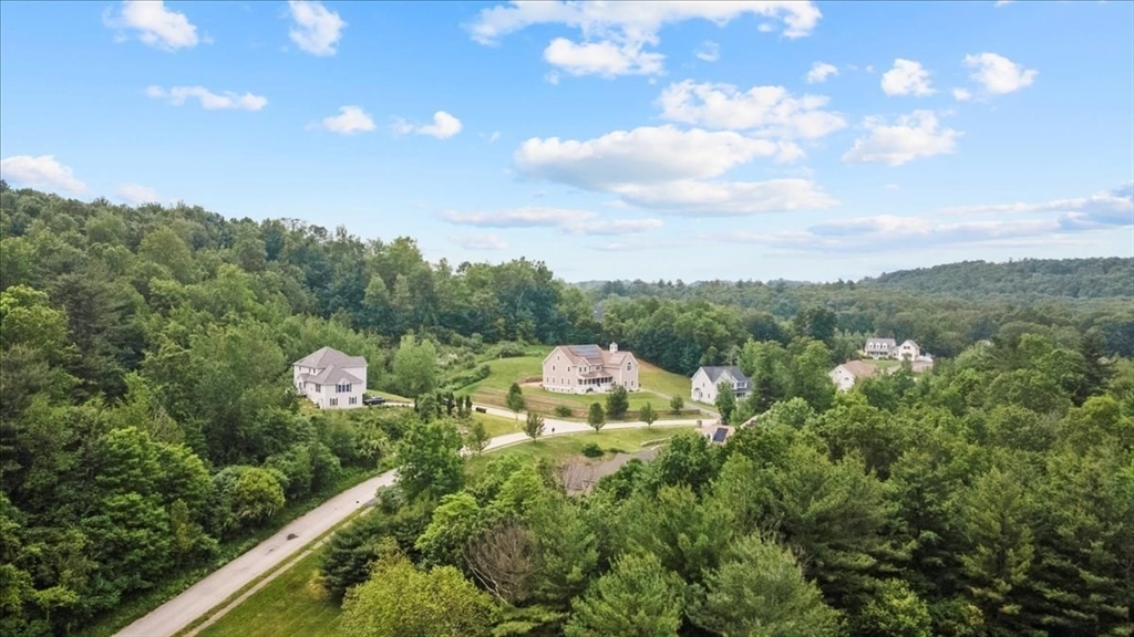 44 Hycrest Road Charlton, MA 01507 - Photo 4 of 42