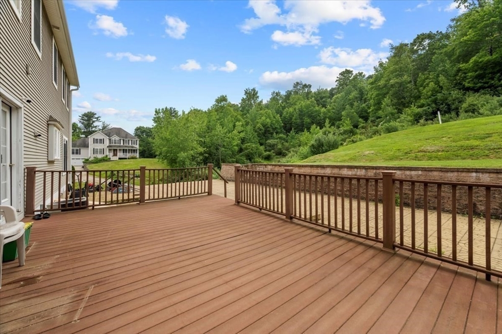 44 Hycrest Road Charlton, MA 01507 - Photo 10 of 42