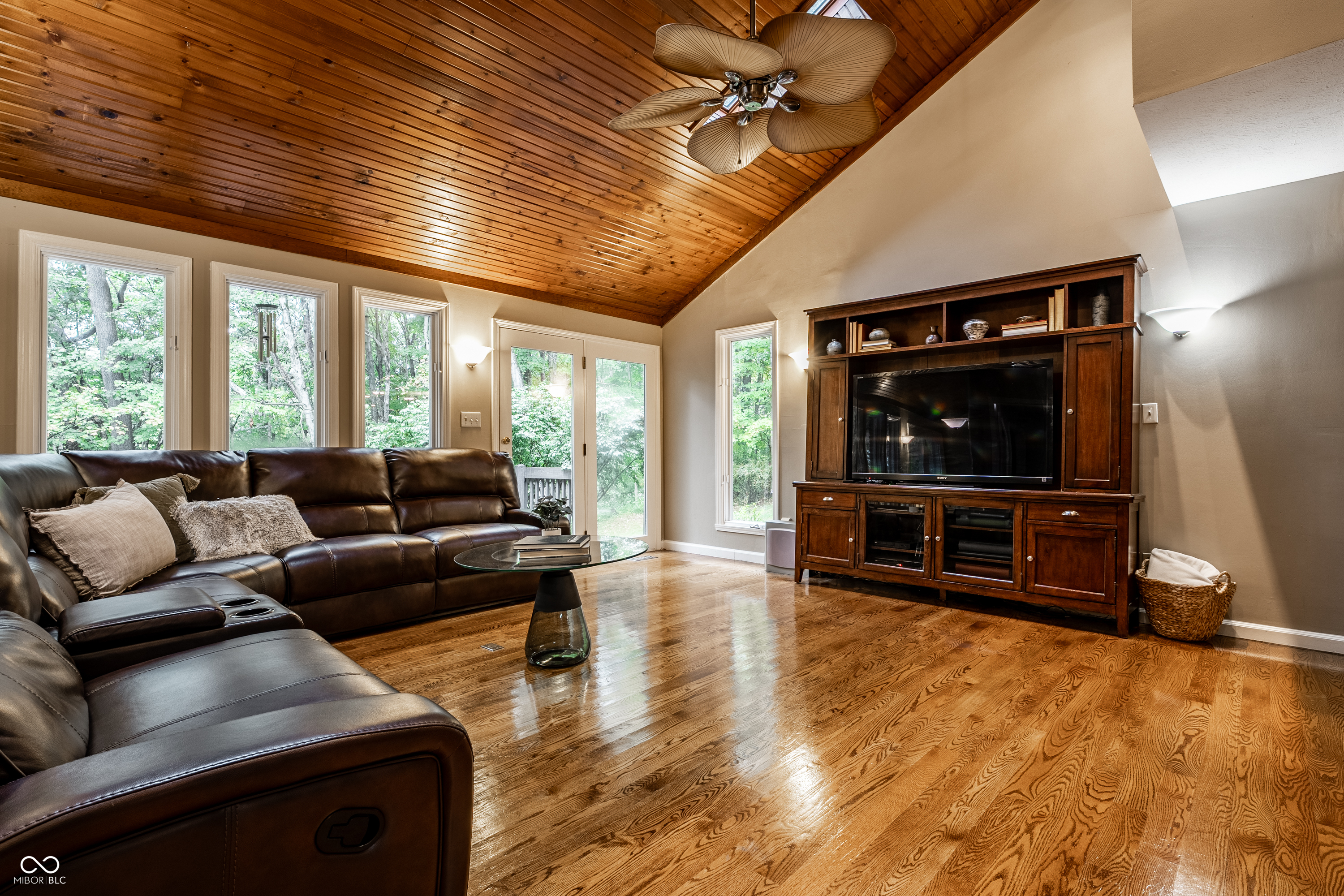 8310 Fall Creek Road Indianapolis, IN 46256 - Photo 9 of 48