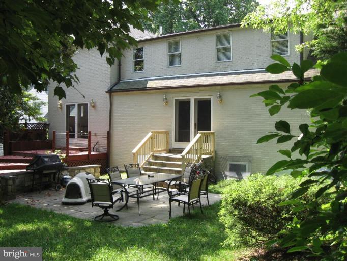 815 Forest Glen Road Silver Spring, MD 20901 - Photo 5 of 15 Patio 2