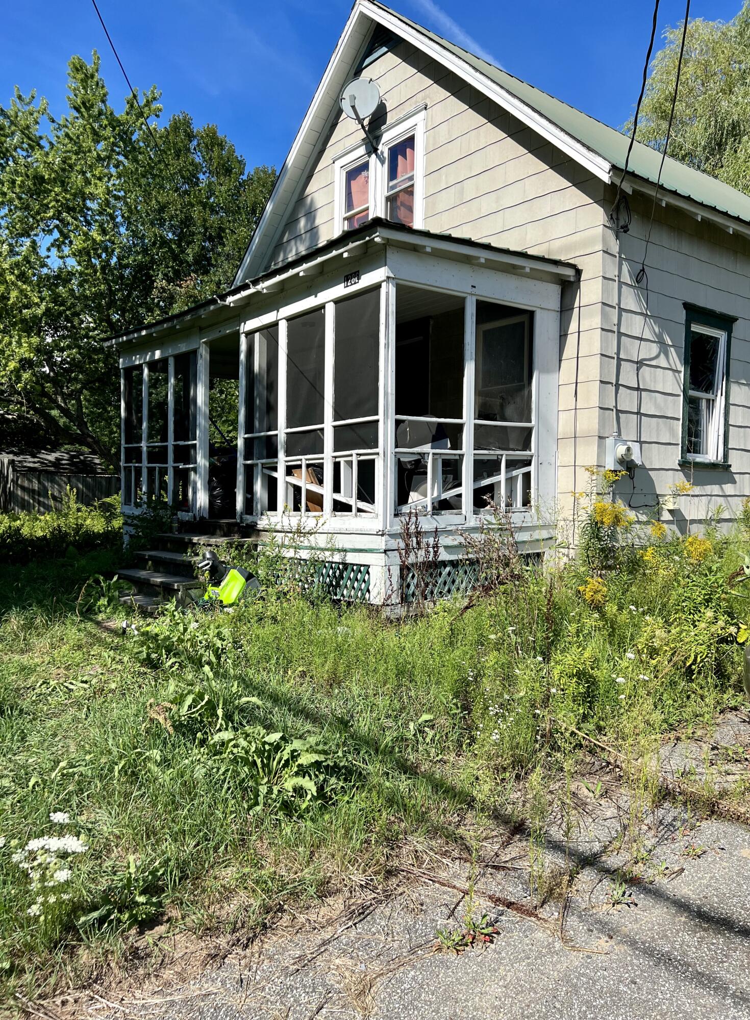 1286 Hotel Road Auburn, ME 04210 - Photo 4 of 7 32026D4F-6219-4785-B58B-5FD4812DE1A5