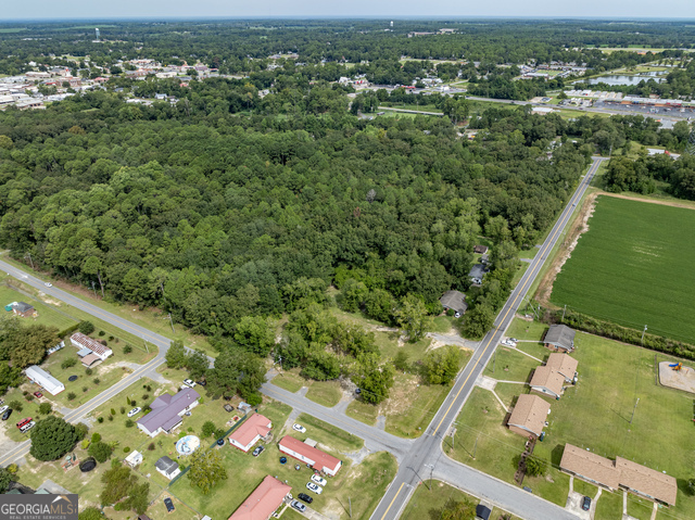 202 East Welch Street Sylvester, GA 31791 - Photo 2 of 21