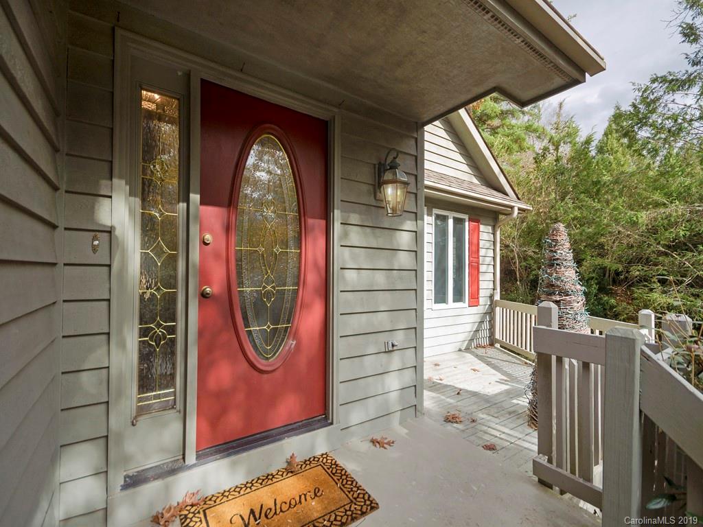 17 Legendary Road Hendersonville, NC 28739 - Photo 2 of 24 Gallery Image 2