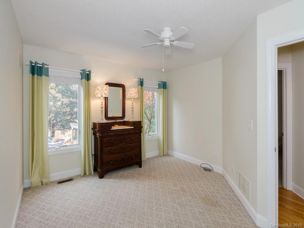 17 Legendary Road Hendersonville, NC 28739 - Photo 18 of 24 Gallery Image 18