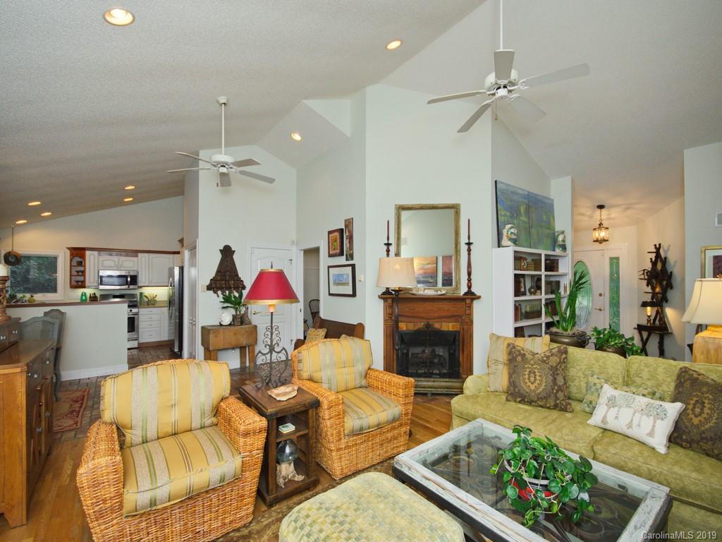 17 Legendary Road Hendersonville, NC 28739 - Photo 5 of 24 Gallery Image 5