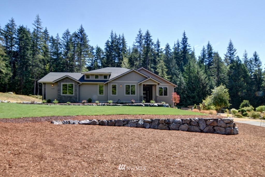 129 Hiline Road Bellingham, WA 98229 - Photo 1 of 25