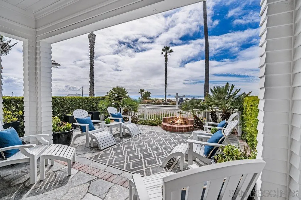 919 Ocean Boulevard Coronado, CA 92118 - Photo 4 of 63 a view of an outdoor seating area