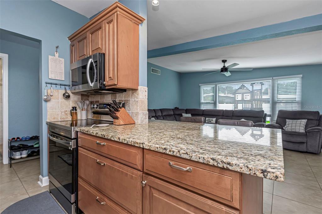 1351 Fairfax Road Clearwater, FL 33764 - Photo 21 of 56