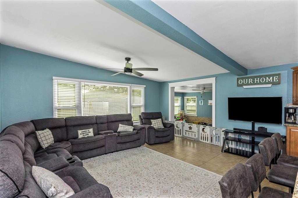 1351 Fairfax Road Clearwater, FL 33764 - Photo 25 of 56