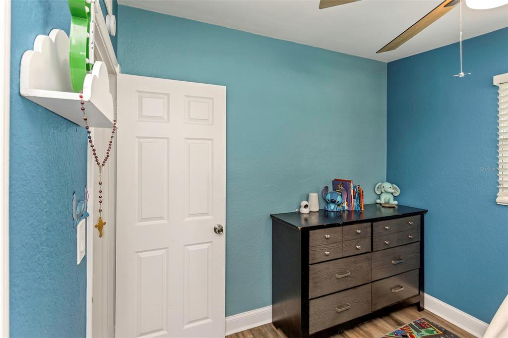 1351 Fairfax Road Clearwater, FL 33764 - Photo 31 of 56