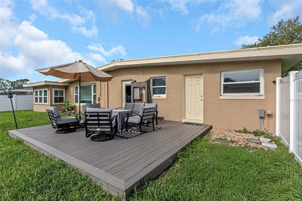 1351 Fairfax Road Clearwater, FL 33764 - Photo 42 of 56