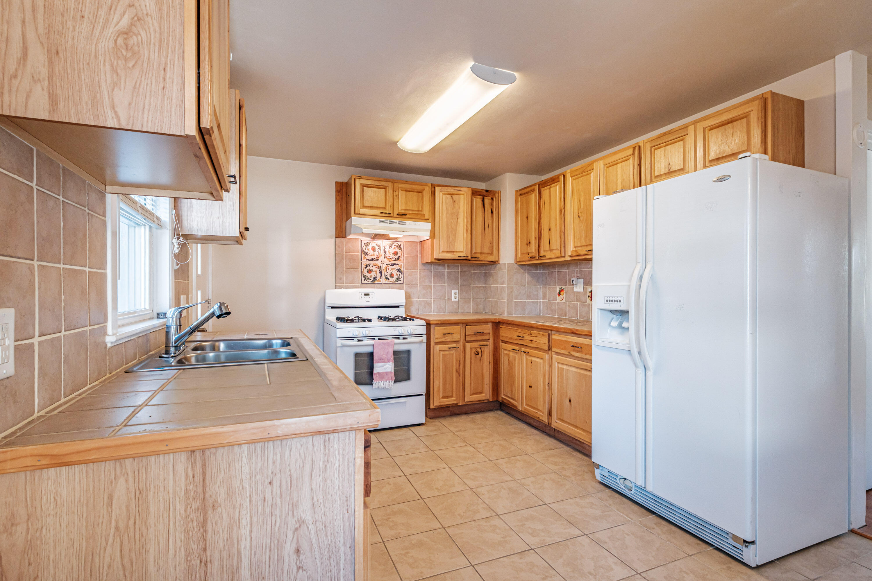 24 Spring Street Bath, ME 04530 - Photo 13 of 48 20250903gp-64015