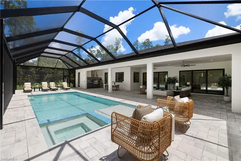 $2,550,000 | 4221 7th Avenue Northwest, Naples, FL 34119