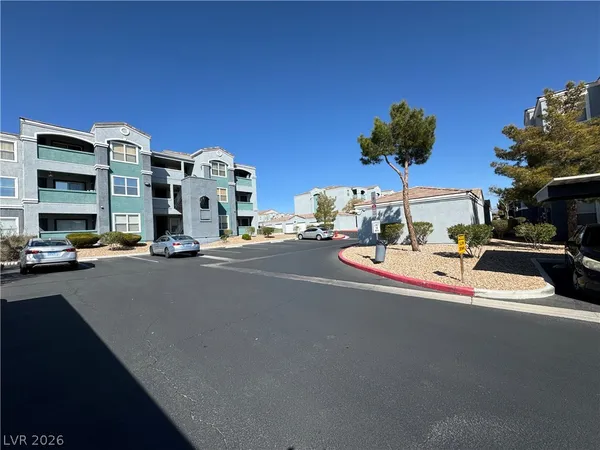 $1,295 | 6955 North Durango Drive, Unit 2104, Las Vegas, NV 89149