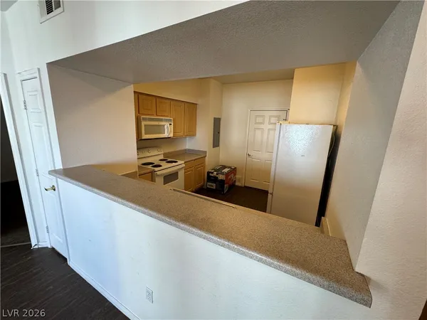 $1,295 | 6955 North Durango Drive, Unit 2104, Las Vegas, NV 89149