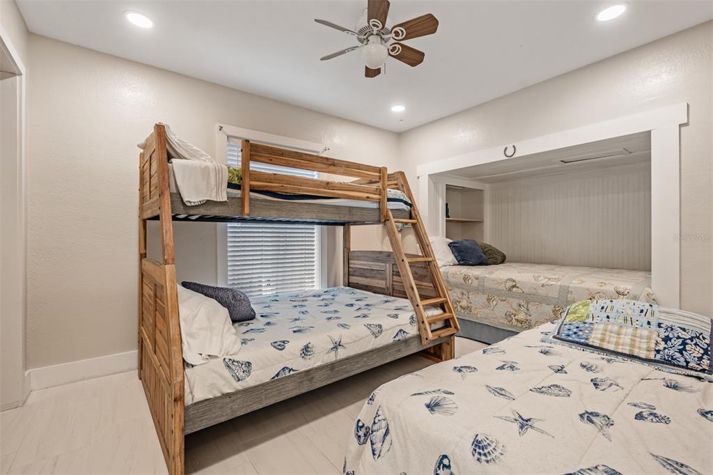 615 North Mayo Street Palm Harbor, FL 34683 - Photo 35 of 73