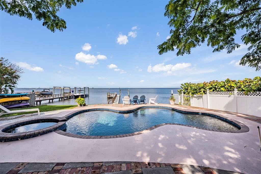 615 North Mayo Street Palm Harbor, FL 34683 - Photo 4 of 73