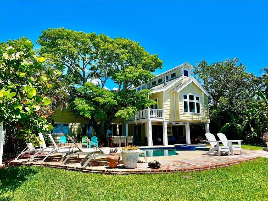 615 North Mayo Street Palm Harbor, FL 34683 - Photo 9 of 73