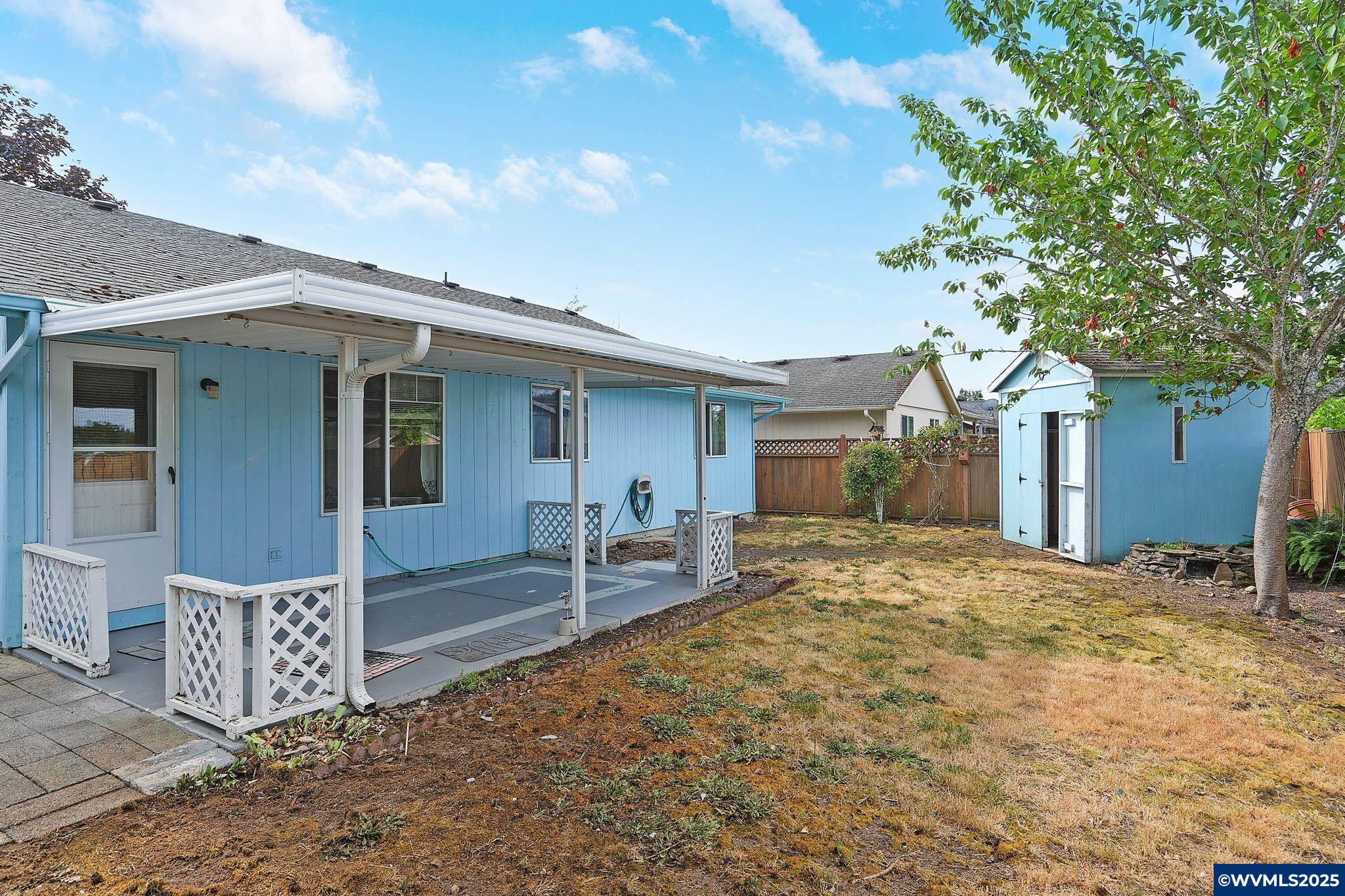 1057 B Loop Lebanon, OR 97355 - Photo 25 of 31