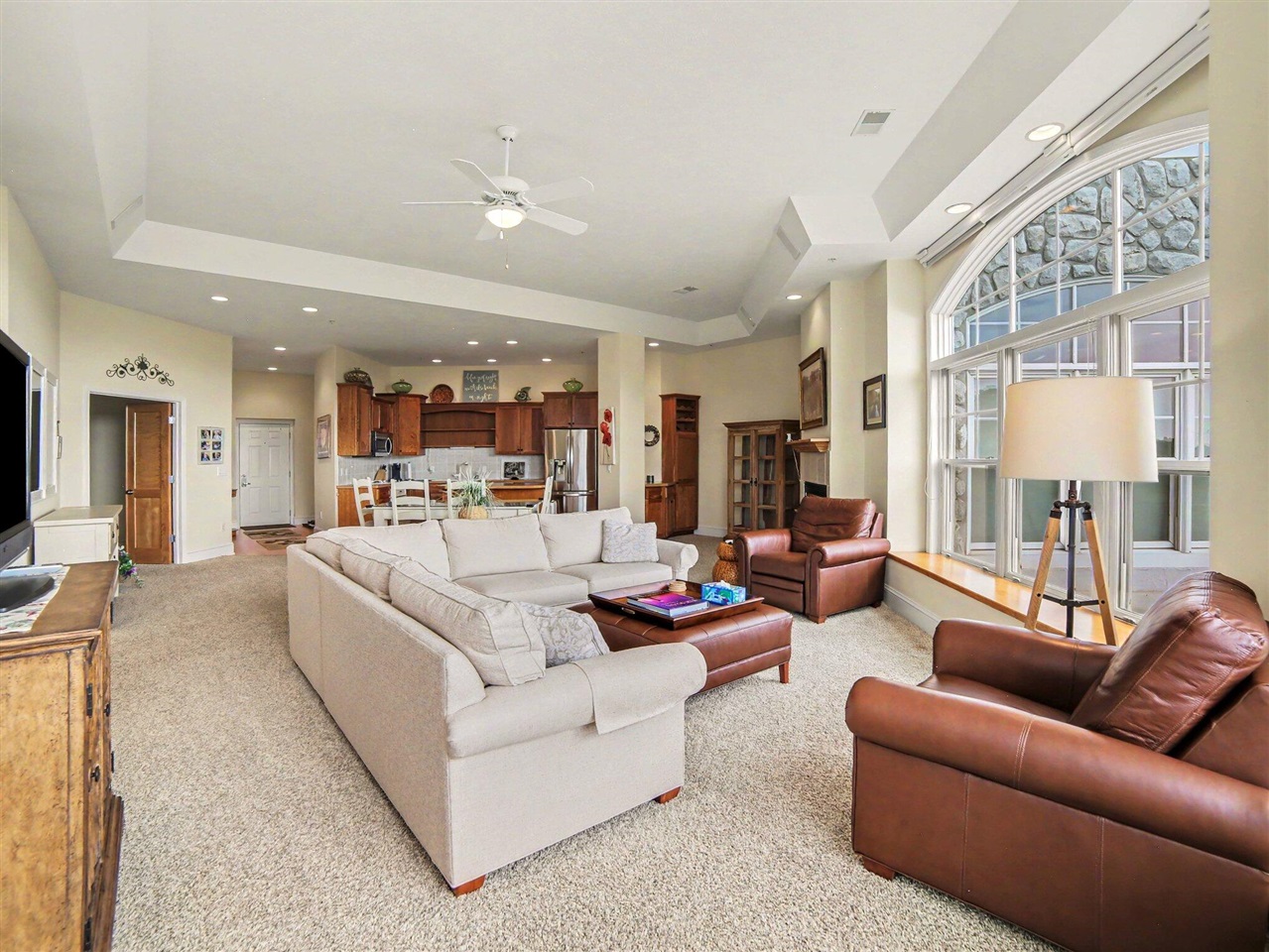 300 South Rath Avenue, Unit 22 Ludington, MI 49431 - Photo 10 of 28