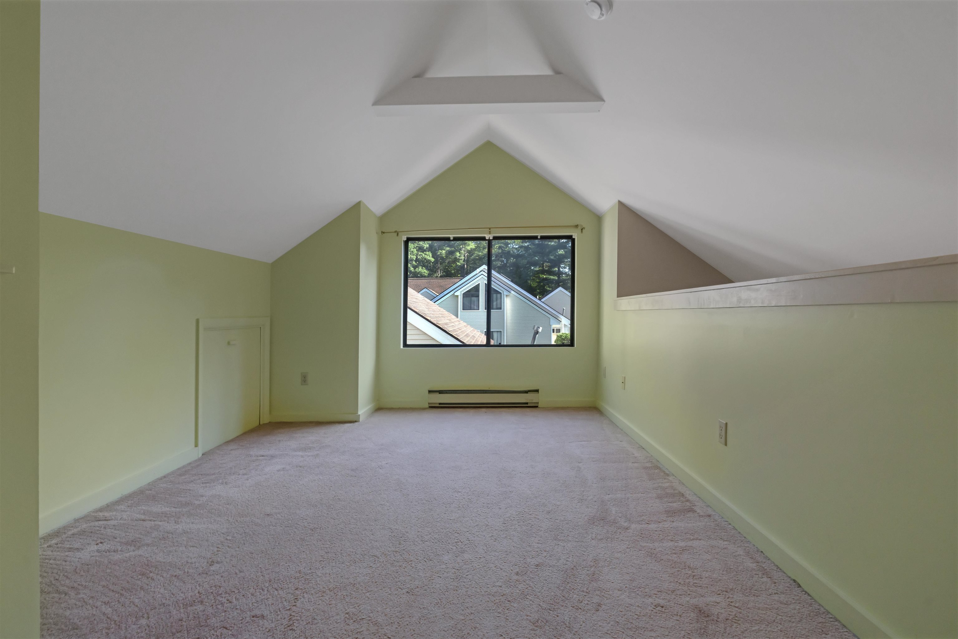 48 Franklin Heights Rochester, NH 03867 - Photo 16 of 36