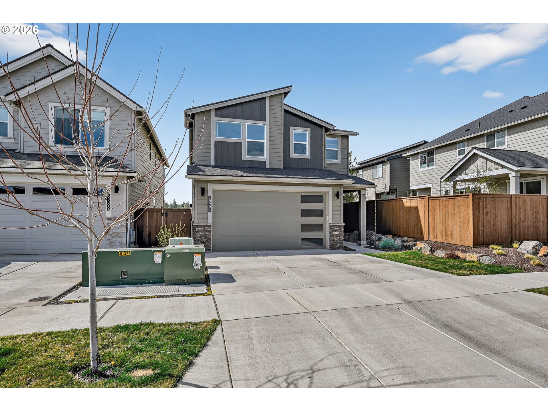 60903 Southeast Epic Place Bend, OR 97702 - Photo 2 of 37