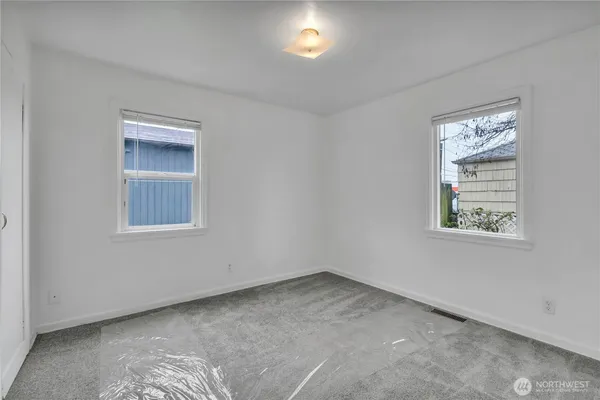 $699,000 | 10041 15th Avenue Southwest, Seattle, WA 98146