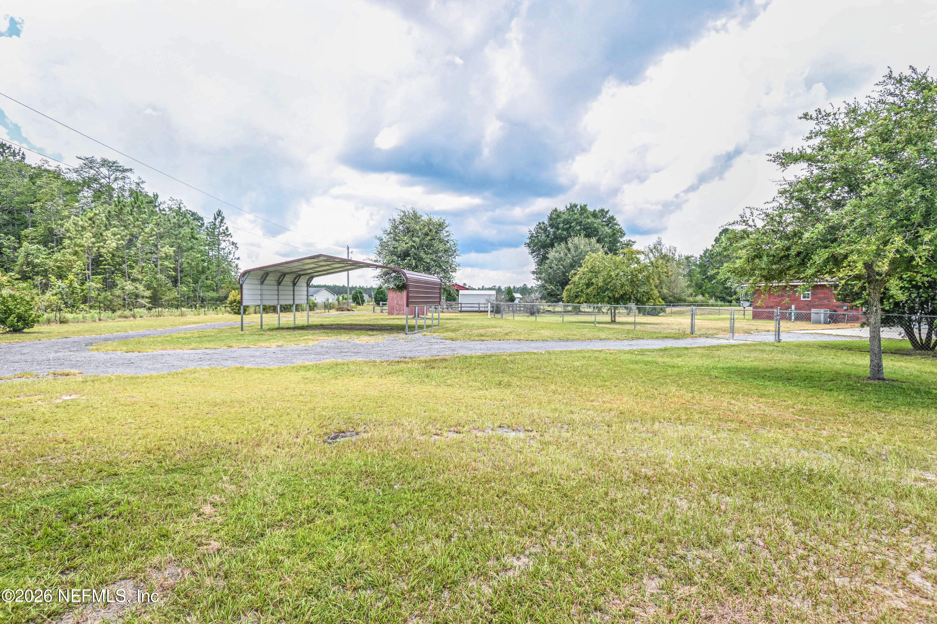 18100 Crews Road Glen St. Mary, FL 32040 - Photo 77 of 86 Drive way