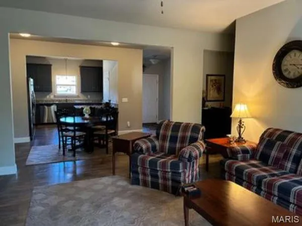 $550,000 | 351 Champion Way Drive, Ballwin, MO 63011