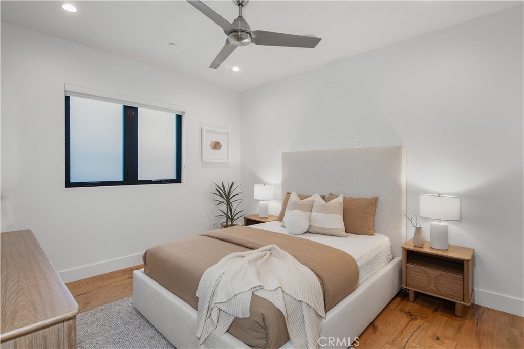 1004 Huntington Street Huntington Beach, CA 92648 - Photo 29 of 46