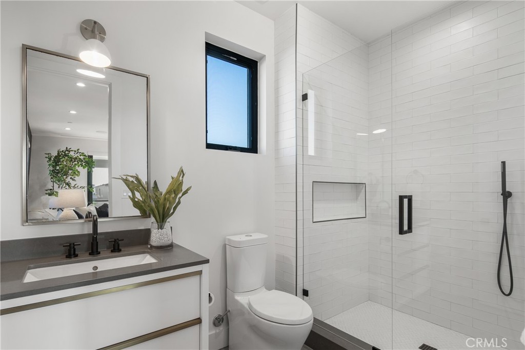 1004 Huntington Street Huntington Beach, CA 92648 - Photo 36 of 46