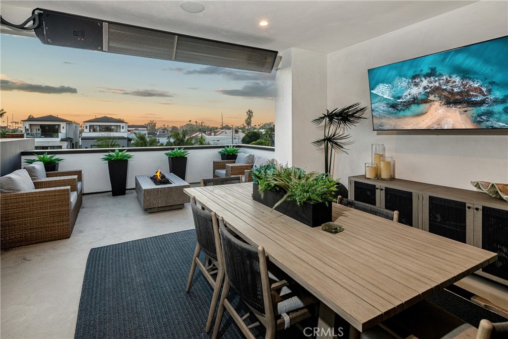 1004 Huntington Street Huntington Beach, CA 92648 - Photo 39 of 46