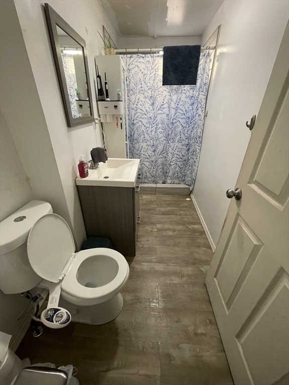 52 Acushnet Avenue Springfield, MA 01105 - Photo 12 of 28