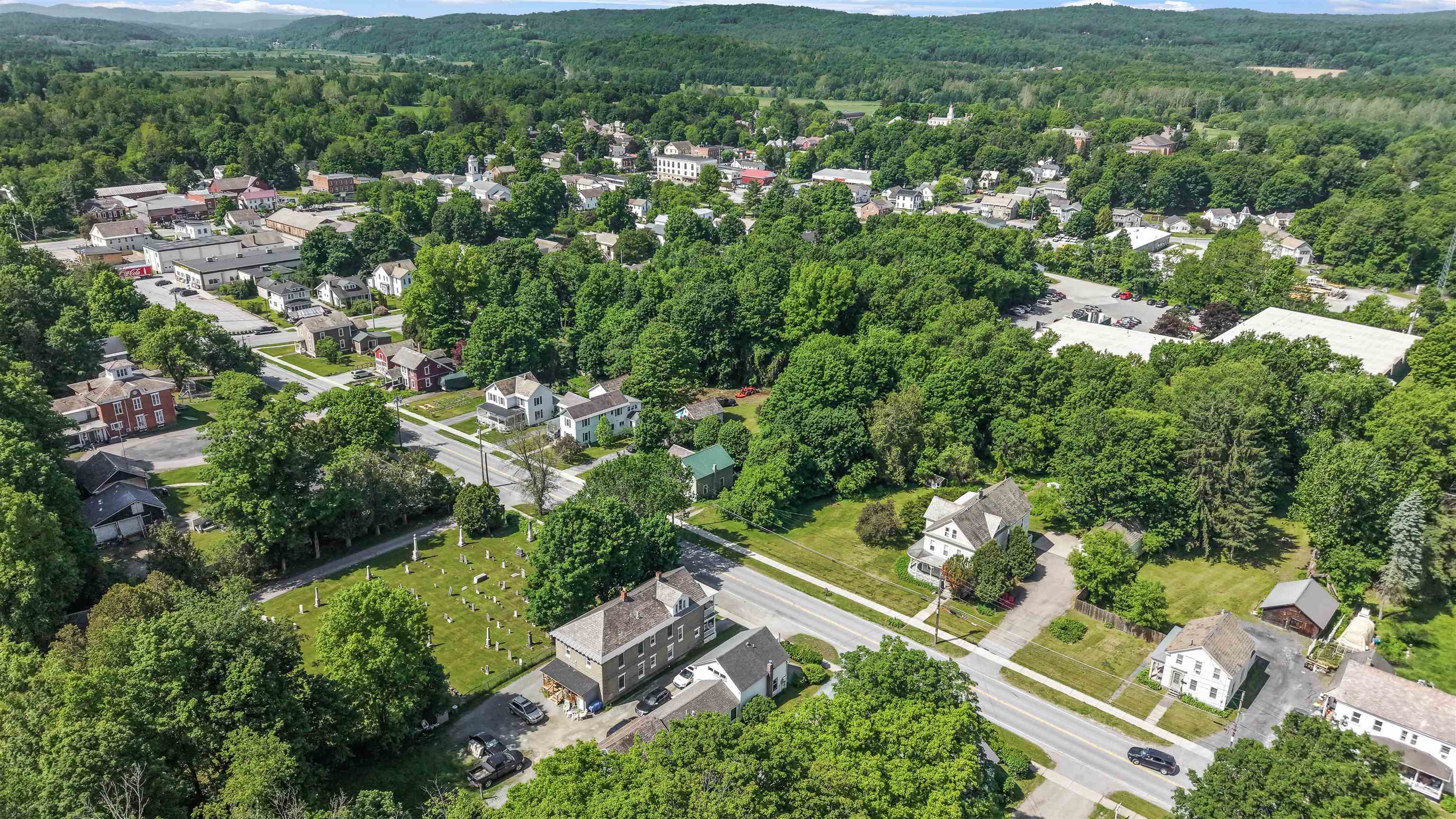 214 Beaman Street Poultney, VT 05764 - Photo 4 of 60