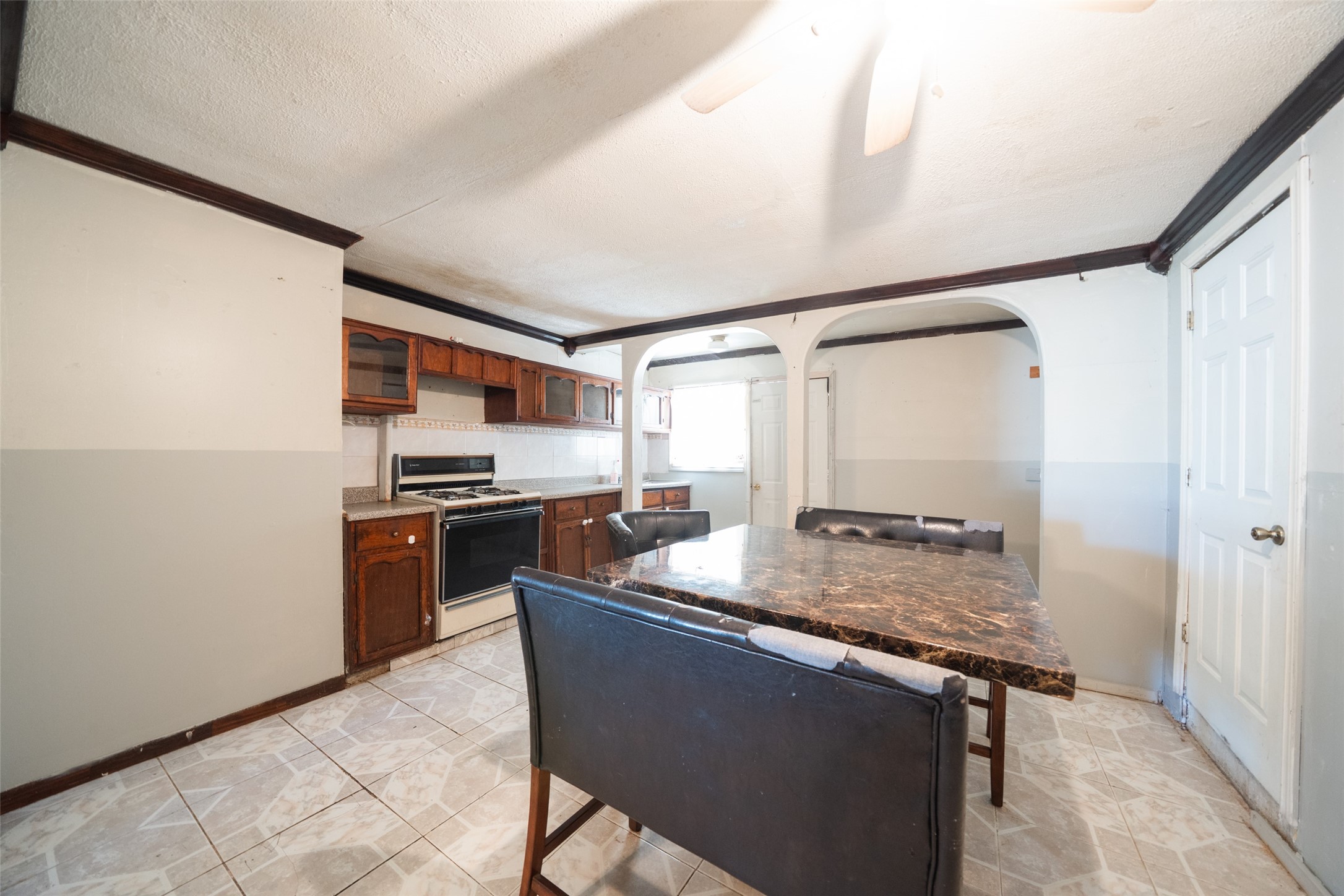 10418 Burman Street Houston, TX 77029 - Photo 10 of 13