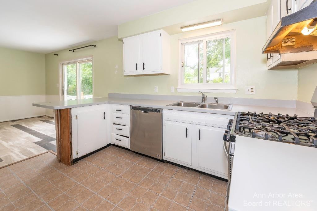 3698 Golfside Road Ypsilanti, MI 48197 - Photo 16 of 37 Photo 16