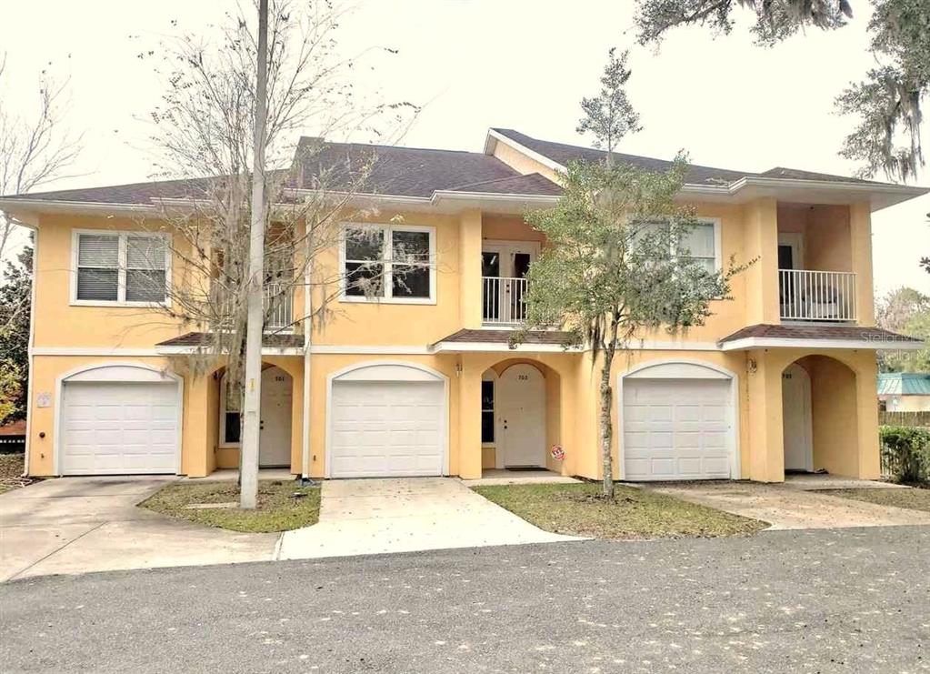522 Northwest 39th Road, Unit 702 Gainesville, FL 32607 - Photo 15 of 15 front view of a house