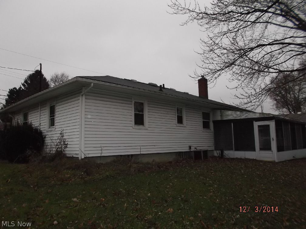 665 Plainfield Road Akron, OH 44312 - Photo 2 of 11