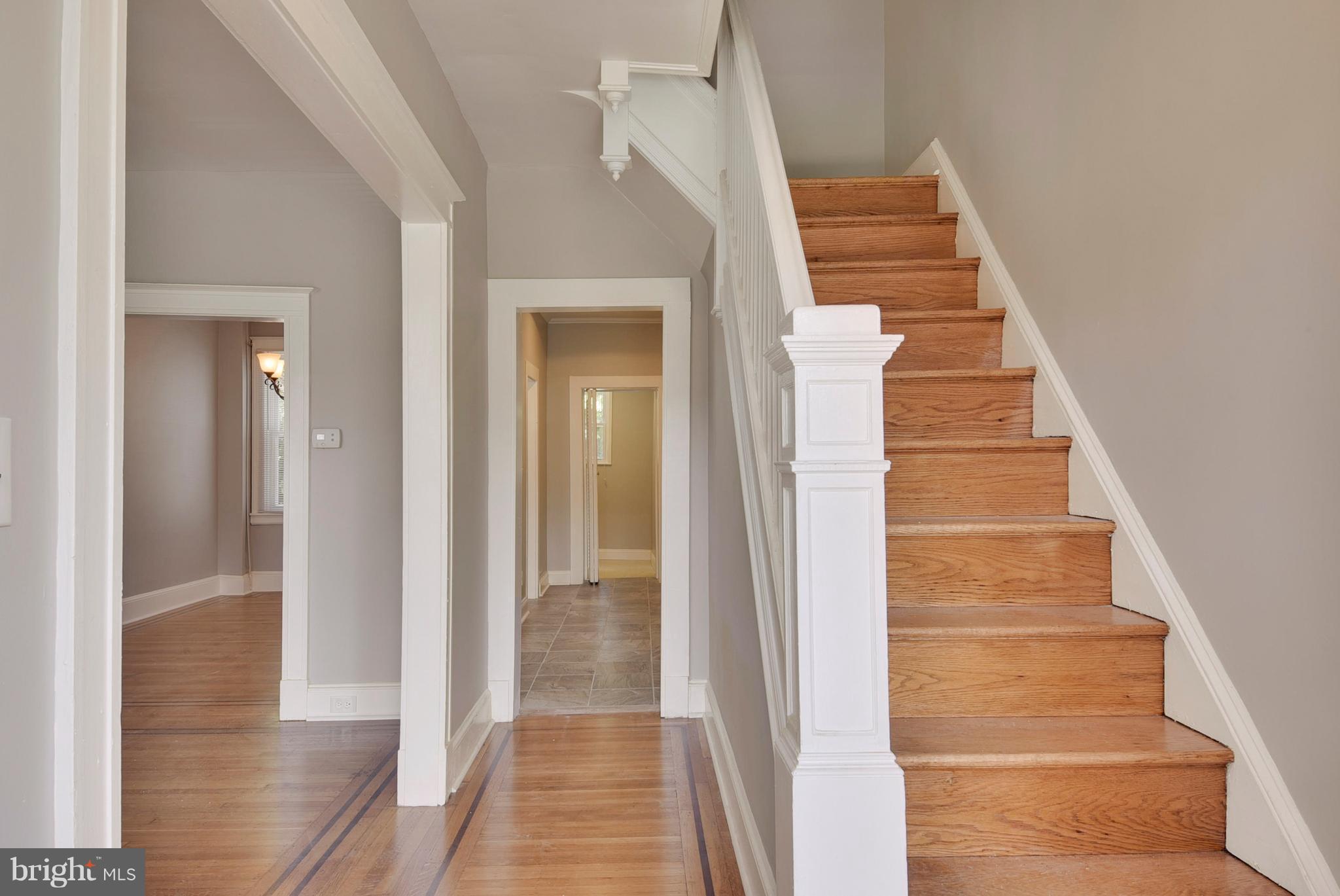 4012 Fairfax Road Baltimore, MD 21216 - Photo 5 of 21 entrance foyer