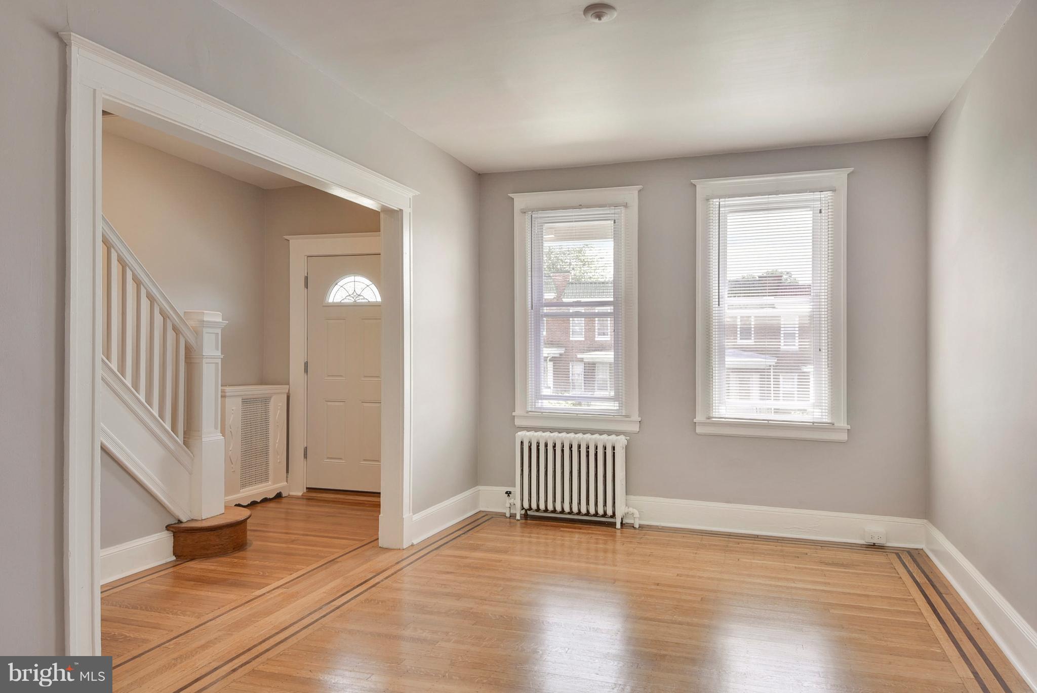 4012 Fairfax Road Baltimore, MD 21216 - Photo 6 of 21 Living Room
