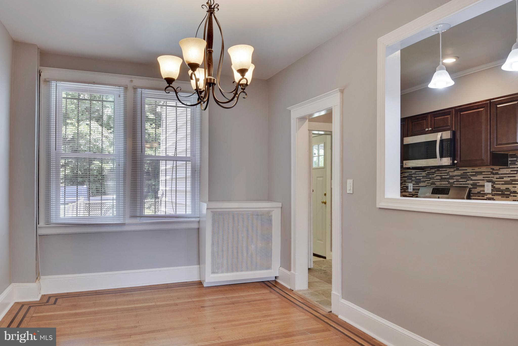 4012 Fairfax Road Baltimore, MD 21216 - Photo 8 of 21 Dining Room