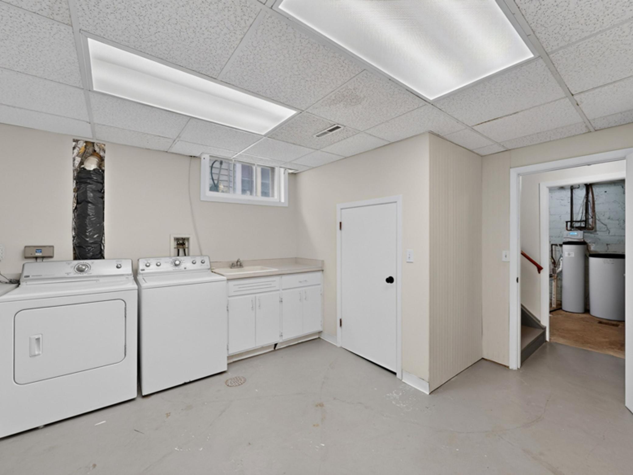 811 6th Street Southwest Rochester, MN 55902 - Photo 42 of 54