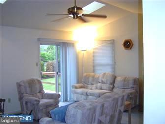 39 Rim View Lane Shillington, PA 19607 - Photo 4 of 6 Great Room