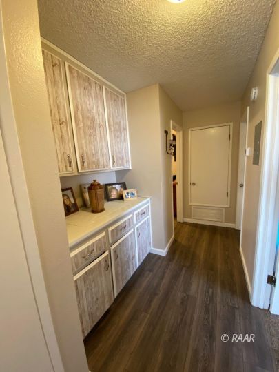 229 South Richmond Road Ridgecrest, CA 93555 - Photo 18 of 23