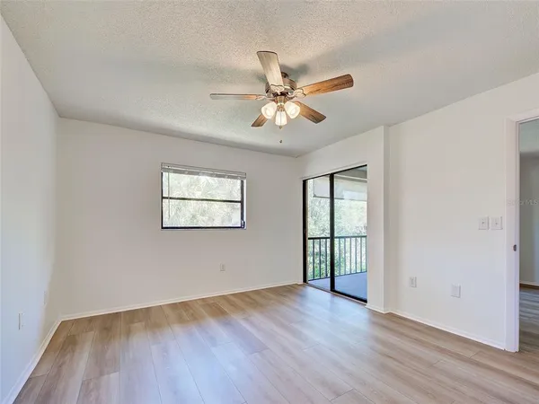 $185,000 | 7237 Cloister Drive, Unit 207, Sarasota, FL 34231