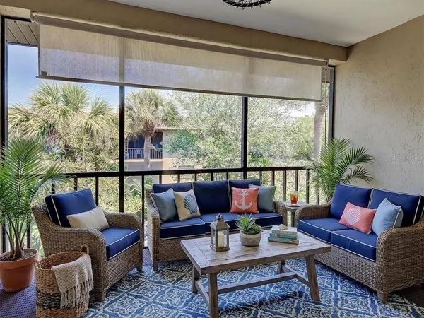 $185,000 | 7237 Cloister Drive, Unit 207, Sarasota, FL 34231