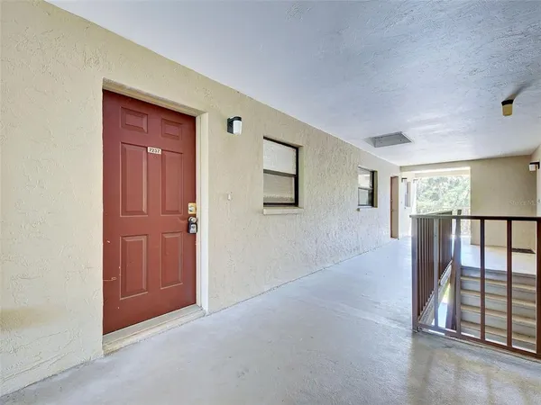 $185,000 | 7237 Cloister Drive, Unit 207, Sarasota, FL 34231