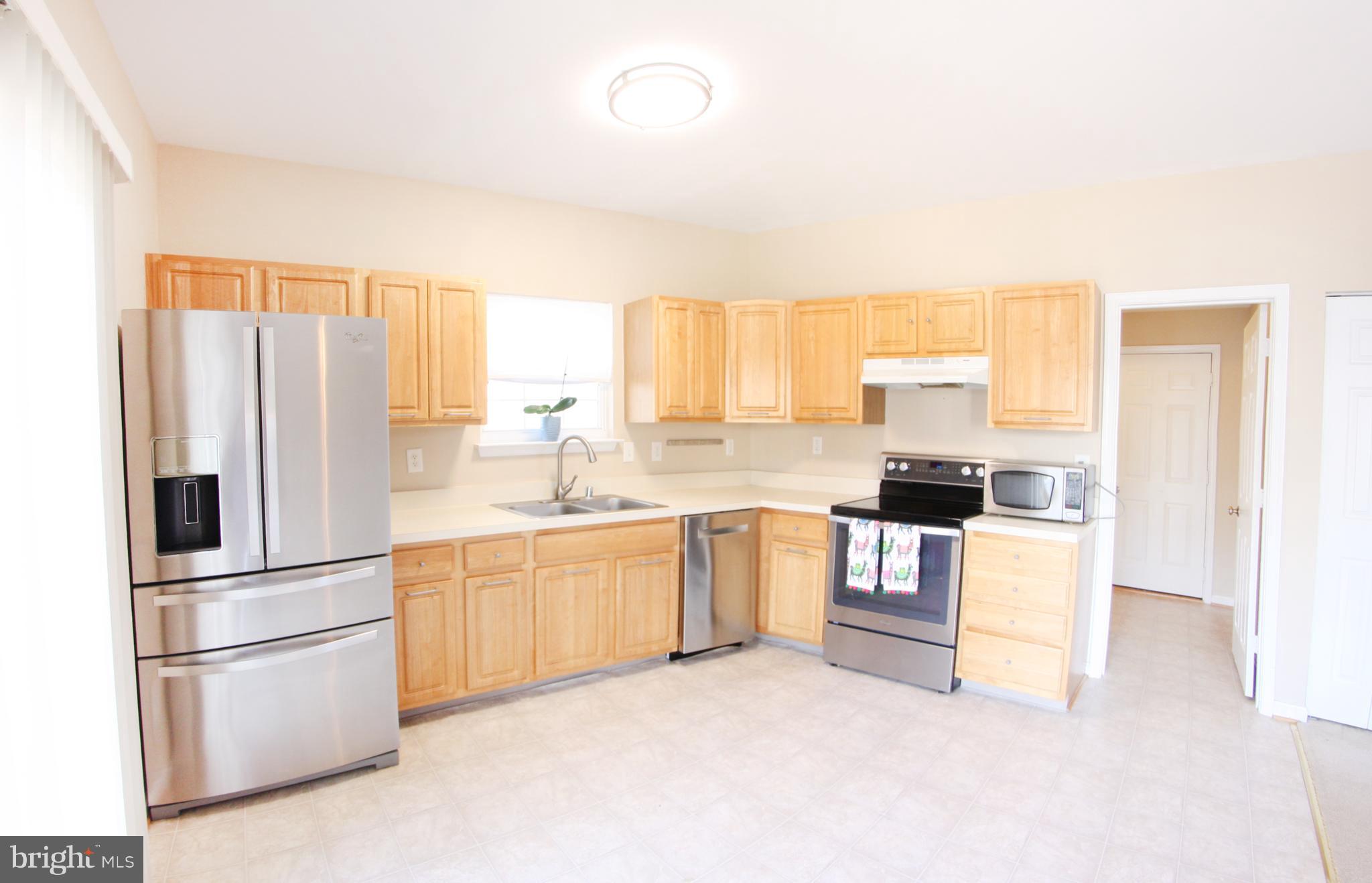 133 Myrtle Avenue Severn, MD 21144 - Photo 3 of 34 Kitchen with newer stainless appliances