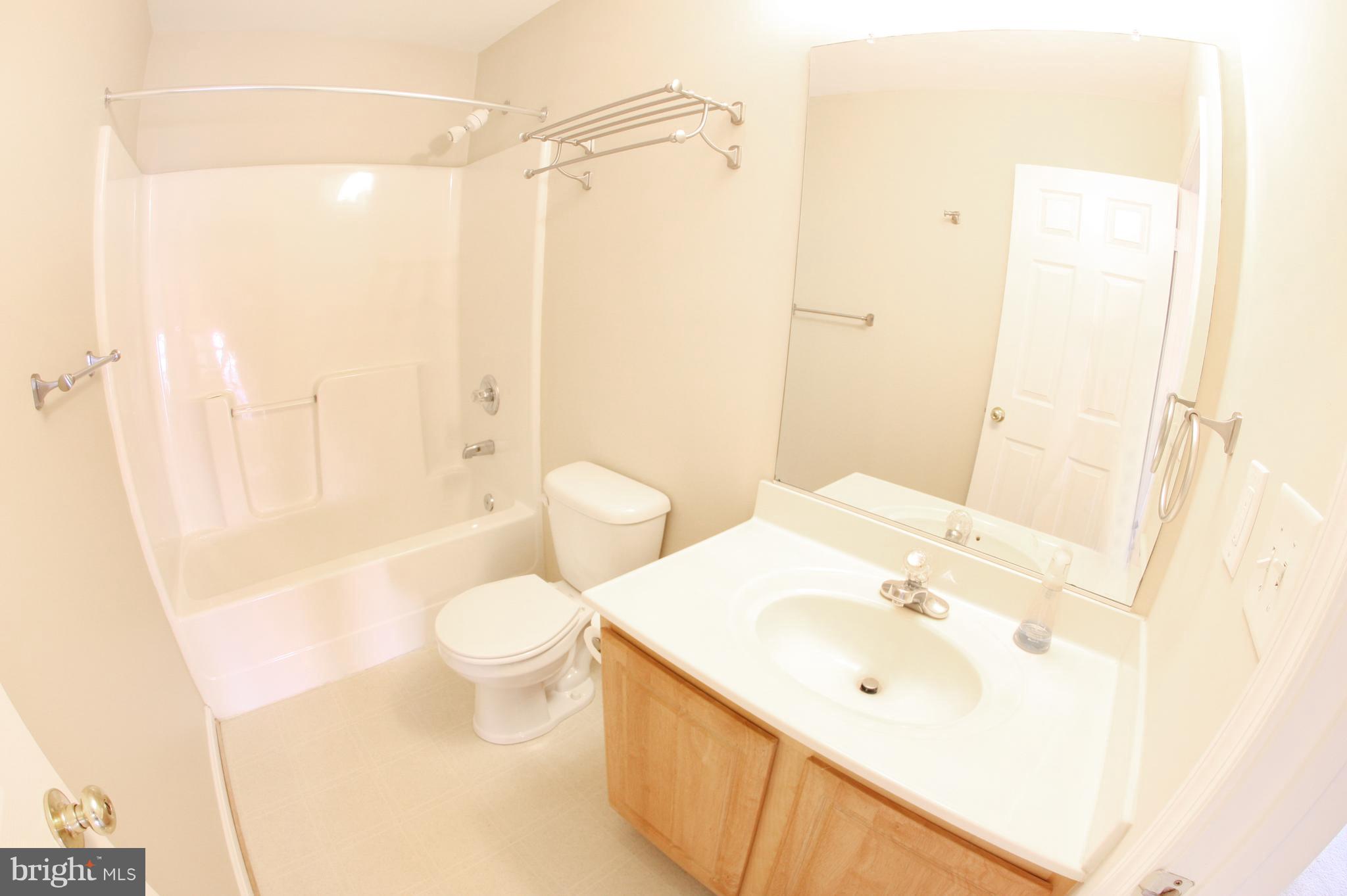 133 Myrtle Avenue Severn, MD 21144 - Photo 25 of 34 2nd full bathroom